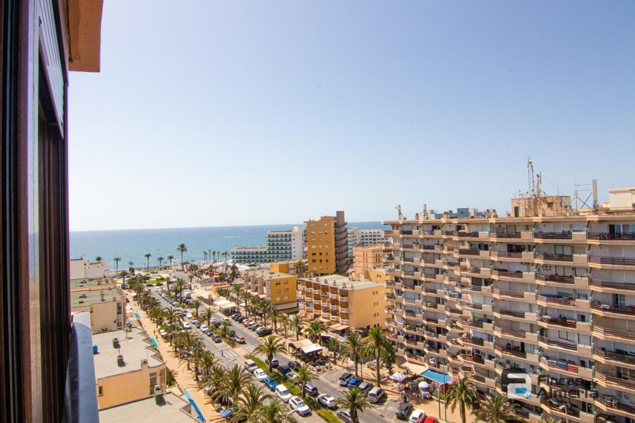 Appartement Atico Las Gaviotas R&R à Roquetas de Mar Extérieur photo
