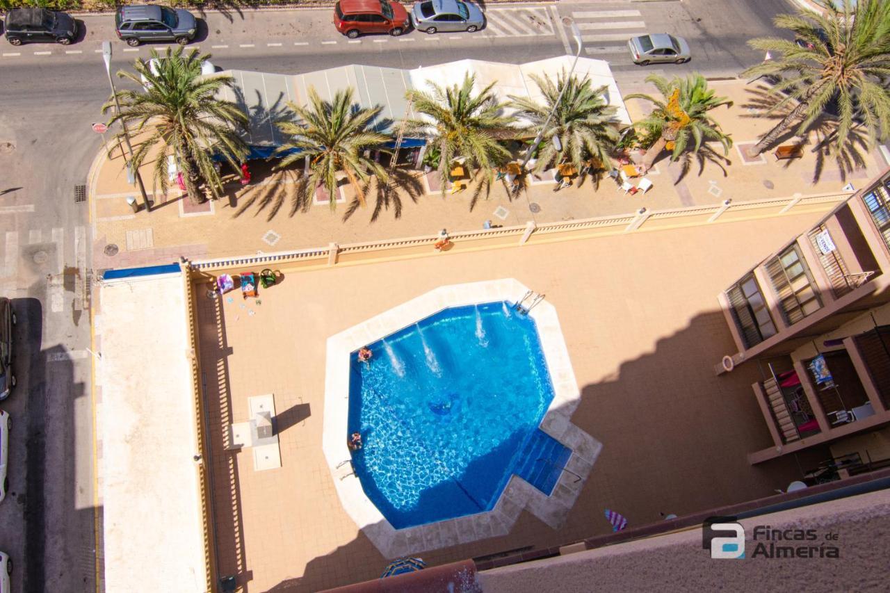 Appartement Atico Las Gaviotas R&R à Roquetas de Mar Extérieur photo